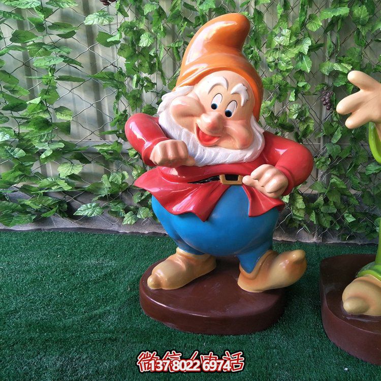 卡通小矮人雕塑，提升商場、戶外、園林景觀的玻璃鋼精美裝飾
