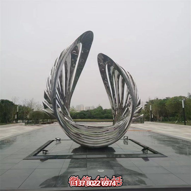 不銹鋼抽象翅膀藝術(shù)雕塑，為戶外廣場(chǎng)增添獨(dú)特景觀