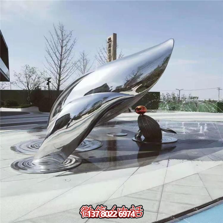 現(xiàn)代不銹鋼大型創(chuàng)意景觀雕塑，美化城市廣場